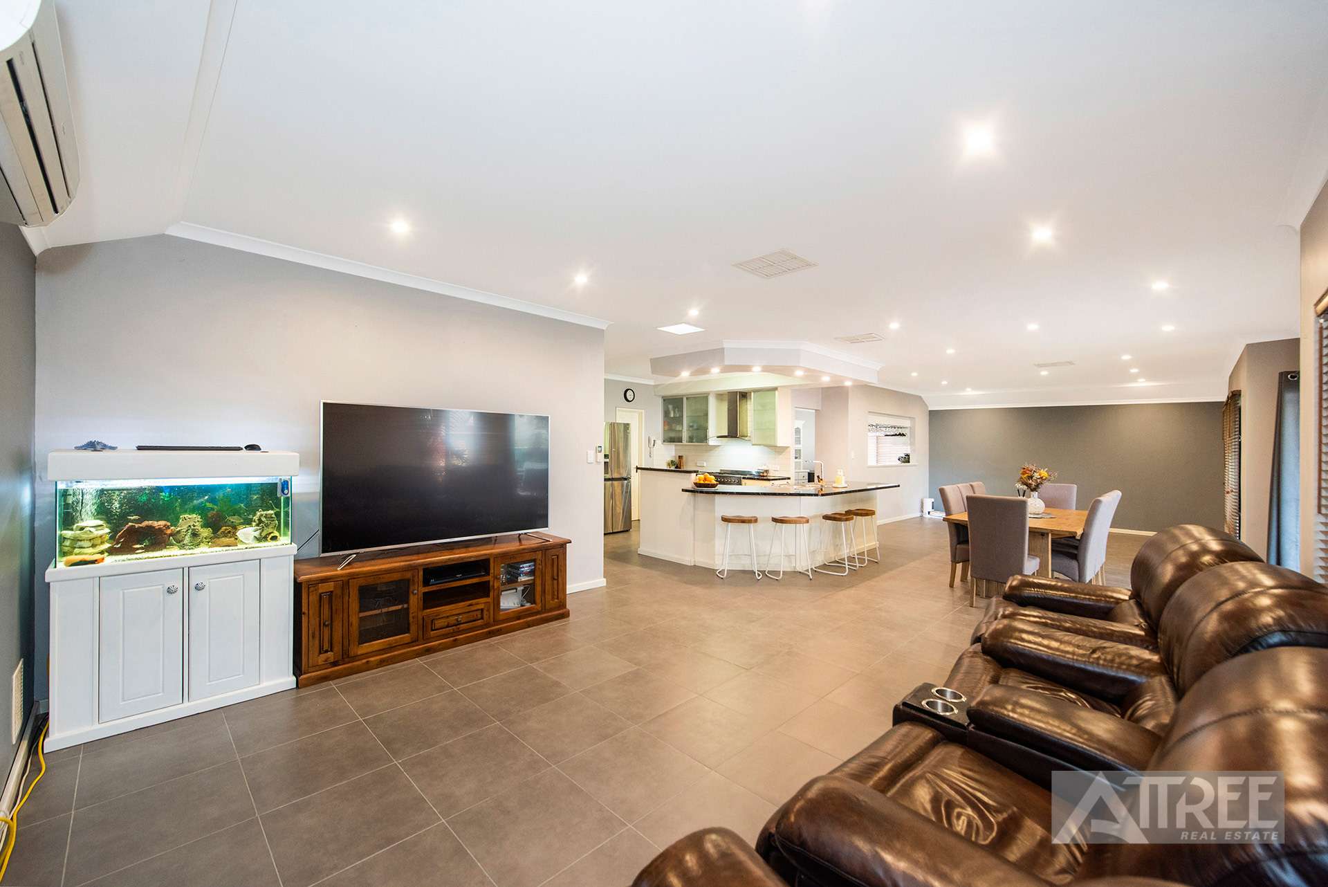 22 Birmingham Parade Piara Waters, Attree Real Estate